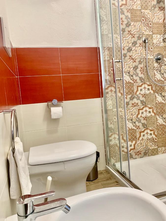 Casa Vacanze 'Sa Corbula' Porto Columbu - Perd'E Sali エクステリア 写真