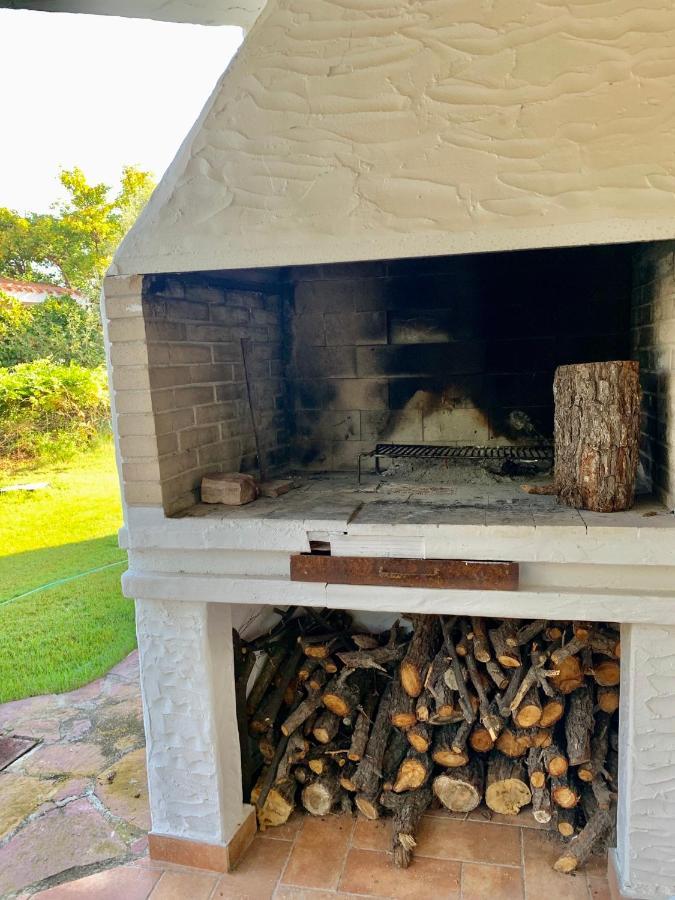 Casa Vacanze 'Sa Corbula' Porto Columbu - Perd'E Sali エクステリア 写真