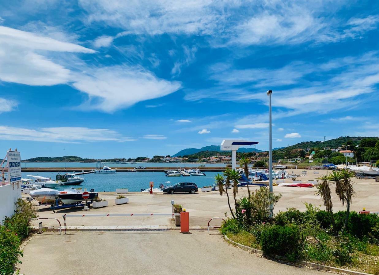 Casa Vacanze 'Sa Corbula' Porto Columbu - Perd'E Sali エクステリア 写真